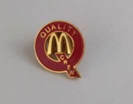 McDonald&#39;s Q Quality Crew McDonald&#39;s Employee Lapel Hat Pin - £5.73 GBP