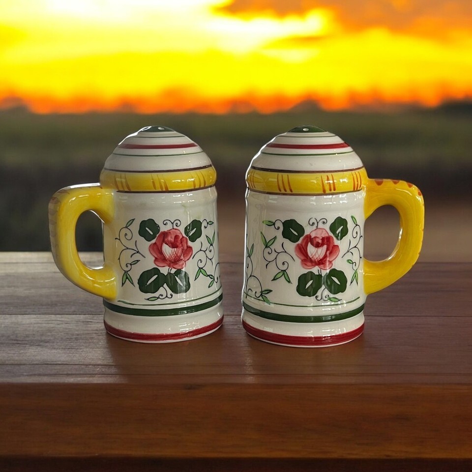 Rooster &amp; Roses - Ucagco Japan - Salt &amp; Pepper Shakers -4&quot; tall - $11.99