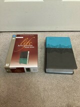 NIV LIFE APPLICATION STUDY BIBLE GRAY TEAL 2011 COVER IS ON BACKWARDS - $28.79 CAD
