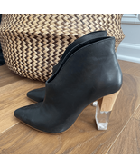 42 Gold Black Leather Kisses Bootie Lucite Wood Tone Heel $160 7 37.5 - $1,348.89 MXN