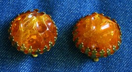 Elegant Crackled Honey Acrylic Gold-tone Clip Earrings 1960s vintage 7/8... - £10.33 GBP
