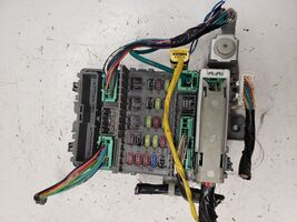 TL        2012 Fuse Box Cabin 1381040 - $43.56