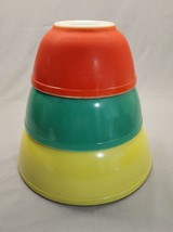 Vintage 3 Pyrex Primary Colors Mixing Bowl Set Nesting Red Green Yellow - £47.78 GBP