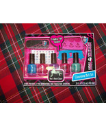 Monster High Clawsome Nail Set Nail Polish, Toe Separators &amp; More NEW - $429.51 MXN