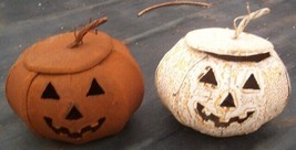 Small Ole Rusty Metal Pumpkin - Halloween Yard Art- Jack O Lantern - £67.66 GBP