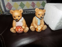 Harvest Bears 2 Figurines Home Interiors Homco Ceramic #1405 Apples &amp; Honey Pot - £20.09 GBP