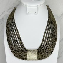 Chico&#39;s Animal Print and Hammered Metal Gold Tone Bib Necklace - £15.56 GBP