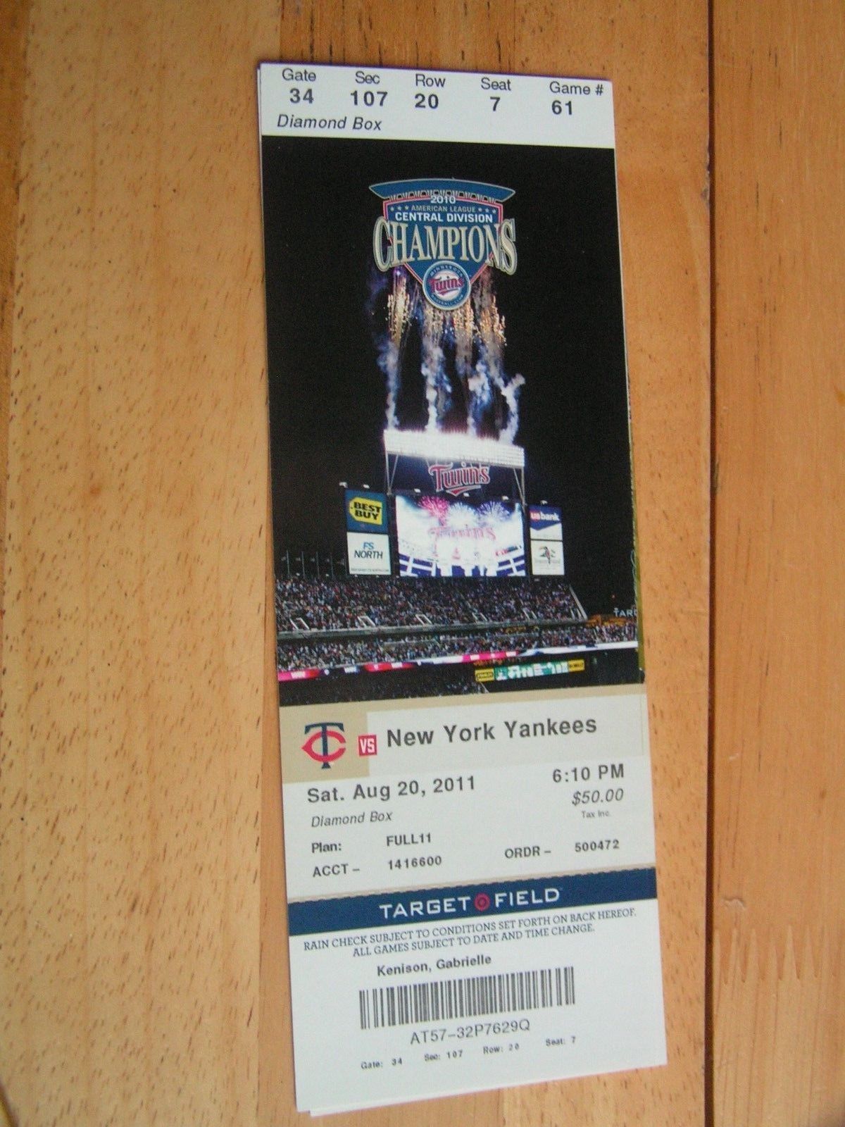 MLB 2011 Minnesota Twins (Central Division Champs) Vs New York NY Yankees 8/20 - $2.92