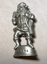 Christmas Memories of Santa Collection 1881 FORT USA Vintage Pewter Brooch - £18.00 GBP