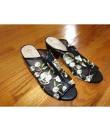 C Comfort vintage floral slide heels size 8 Excellent 3 1/2 inch heel - $15.05 CAD