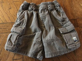 *The Children&#39;s Place Playtime Shorts, size 24 mo - $1.99