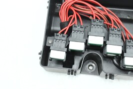 2004-2006 VOLKSWAGEN PHAETON THERMAL FUSE BOX ASSEMBLY WITH FUSES H2140 image 4