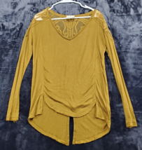 Free People Blouse Top Women Size XS Yellow Rayon Long Casual Sleeve V Neck Slit - £13.67 GBP