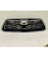 nice  53111-0E250 2020 2021 2022 toyota highlander chrome front oem grille - €129,69 EUR