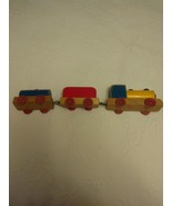 Vintage Wooden Toy Train Engine And Cars - $7.92