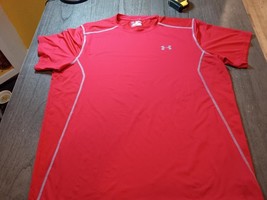 2XL Under Armour Heat Gear Red Short Sleeve Mens Tee Shirt - £14.01 GBP