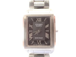 CITIZEN Quartz Square Tank Design All SS Women&#39;s Wristwatch - $26.50 CAD