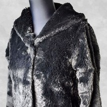 Patagonia Girls Size XL /14 Black Fuzzy Faux Fur Fleece Shawl Collar Jacket - €48,75 EUR