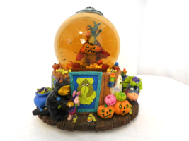 Disney Winnie the Pooh Halloween Tiggers Haunted House Musical Snowglobe... - £55.79 GBP