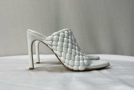 Bottega Veneta Padded Sandals In White Leather Women Ecru Size 39 - $399.95