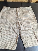 Gloria Vanderbilt Size 16 Cotton Blend Tan Shorts With Diamond Pattern - $15.53