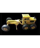 VINTAGE 1970s TONKA 17” CAT ROAD GRADER SCRAPER USA MADE PRESSED STEEL TOY - $73.42 CAD