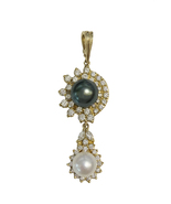 Tahitian &amp; White Pearl Pendant in 18k Yellow Gold with Diamonds  - £1,758.25 GBP