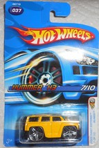 Hot Wheels 2005 &quot; Hummer H3&quot; #037 Mint Vehicle On Sealed Card - $3.00