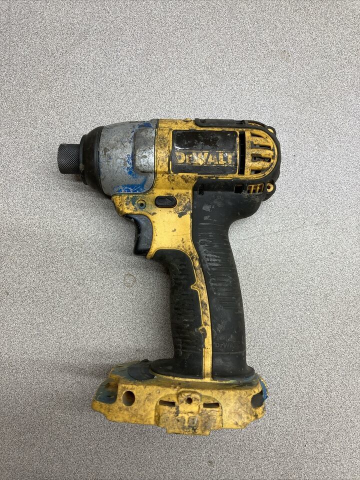 Dewalt dc825 sale battery