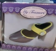 My Treasures collectible shoes - £7.92 GBP