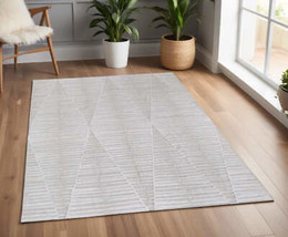 4&#39; X 6&#39; Ivory Geometric Hand Woven Area Rug - $149.44+