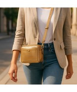 Madewell The Transport Camera Bag – Metallic Snake Leather, Compass Gold - $2,189.30 MXN