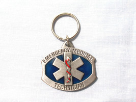 Emt Emergency Medical Technician Siskiyou Pewter Blue Inlay Key Ring Text Rear - $8.50