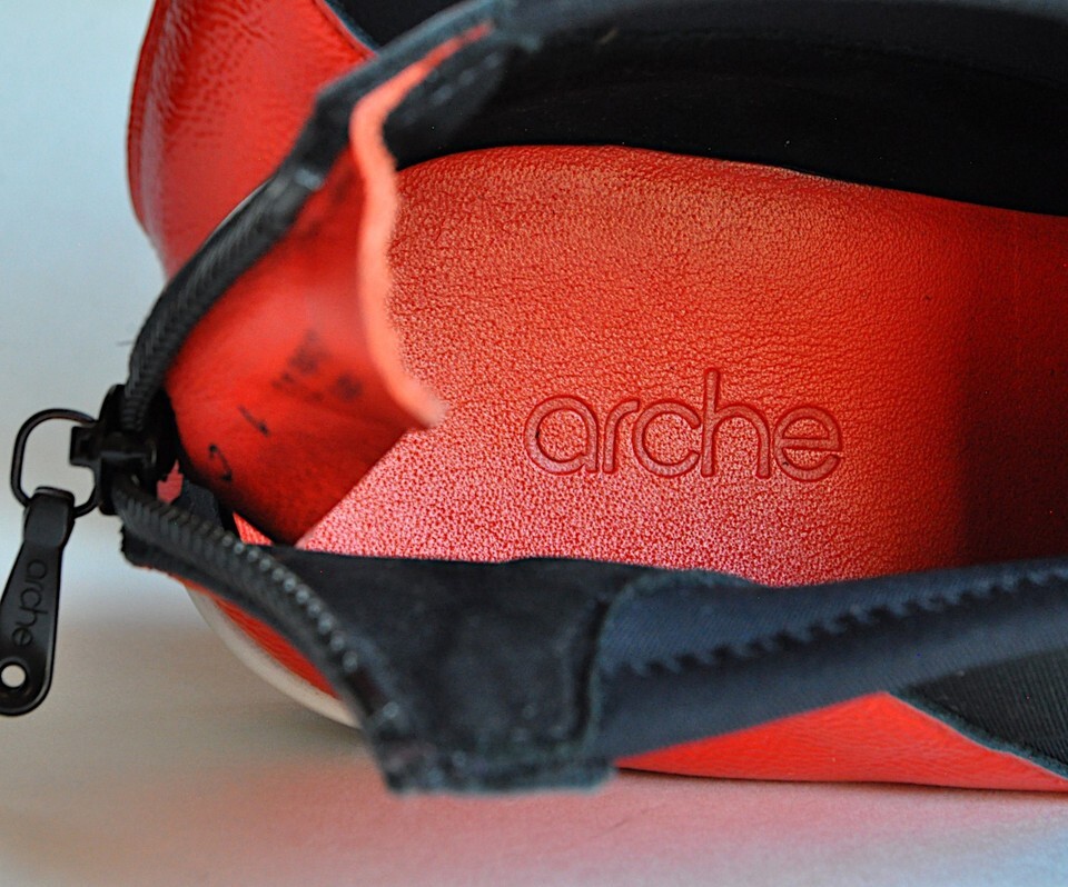 Arche Nassky Slip-on Black & Red Rear Zip Stretch Sneakers Euro Size 38 US 7 VGC Item image 7