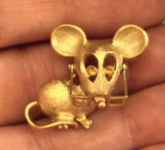 Avon Spectacular Mouse Pin Glasses Move Rhinestone Eyes Figural Brooch VTG 1970s - £15.79 GBP
