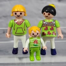 Playmobil Figures Lot Of 3 Green Clothes Girls Kids Baby Vintage 1995  - £11.62 GBP