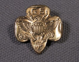 Vintage Girl Scout Pin &quot;GS&quot; Eagle Yellow Plated .75&quot; x .75&quot; - £6.23 GBP