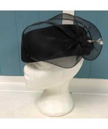 Vintage 100% wool hat with mesh and hat pin WPL 4384 - $54.02 CAD