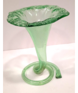 Flower Hand Blown Green Glass Bud Vase, VTG Art Glass pulled swirled bas... - £21.91 GBP