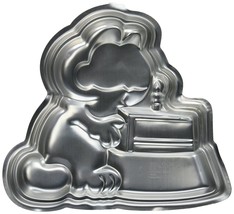 Wilton Garfield  Cake Pan (2105-2447, 1981) - £10.70 GBP