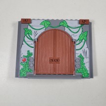 Lego Panel with Doors 4 x 16 x 10 with Leaves and Vines Pattern Wall Castle - $10.70
