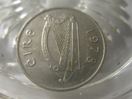  (FC-705) 1978 Ireland: 5 Pence, Bull - £0.99 GBP