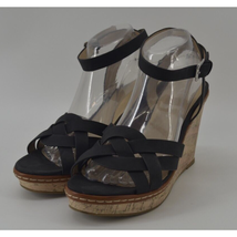 CL by Laundry Black Faux Leather Open Strapy Weaved shoes 10 - $20.57