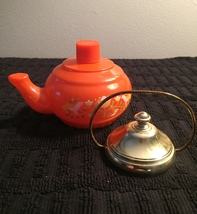 70s Avon Little Teapot with gold top and handle bath foam bottle (Lemon Velvet) image 2