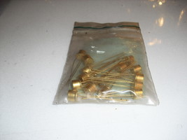 2n1039   pnp  transisitor   5  pieces   - $0.99