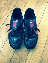 EUC Black w/ Pink Decal NIKE Women's Soccer Cleats SZ 7.5 US - $38.61 EUC Black w/ Pink Decal NIKE Women's Soccer Cleats SZ 7.5 US - $38.61