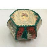 vintage handmade crochet made with  holiday greeting card box storage co... - $532.05 MXN
