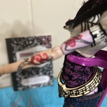 Item image 10