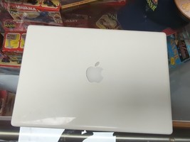 Apple Mac Book 13" A1181 C2D 1.83GHz 1GB No HDD/OS Laptop (White) Untested - $23.36