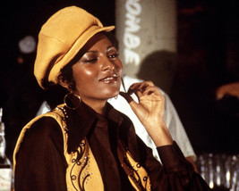 Foxy Brown Featuring Pam Grier 8x10 Photo - £6.24 GBP